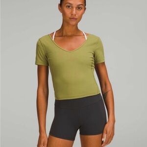 Lululemon Lululemon Align V-Neck Tee size 12